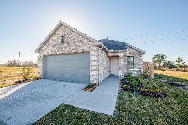 Primary Photo - 32031 Splendor Dr