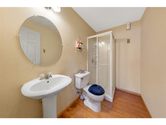 Building Photo - 5125 Holly Ln N