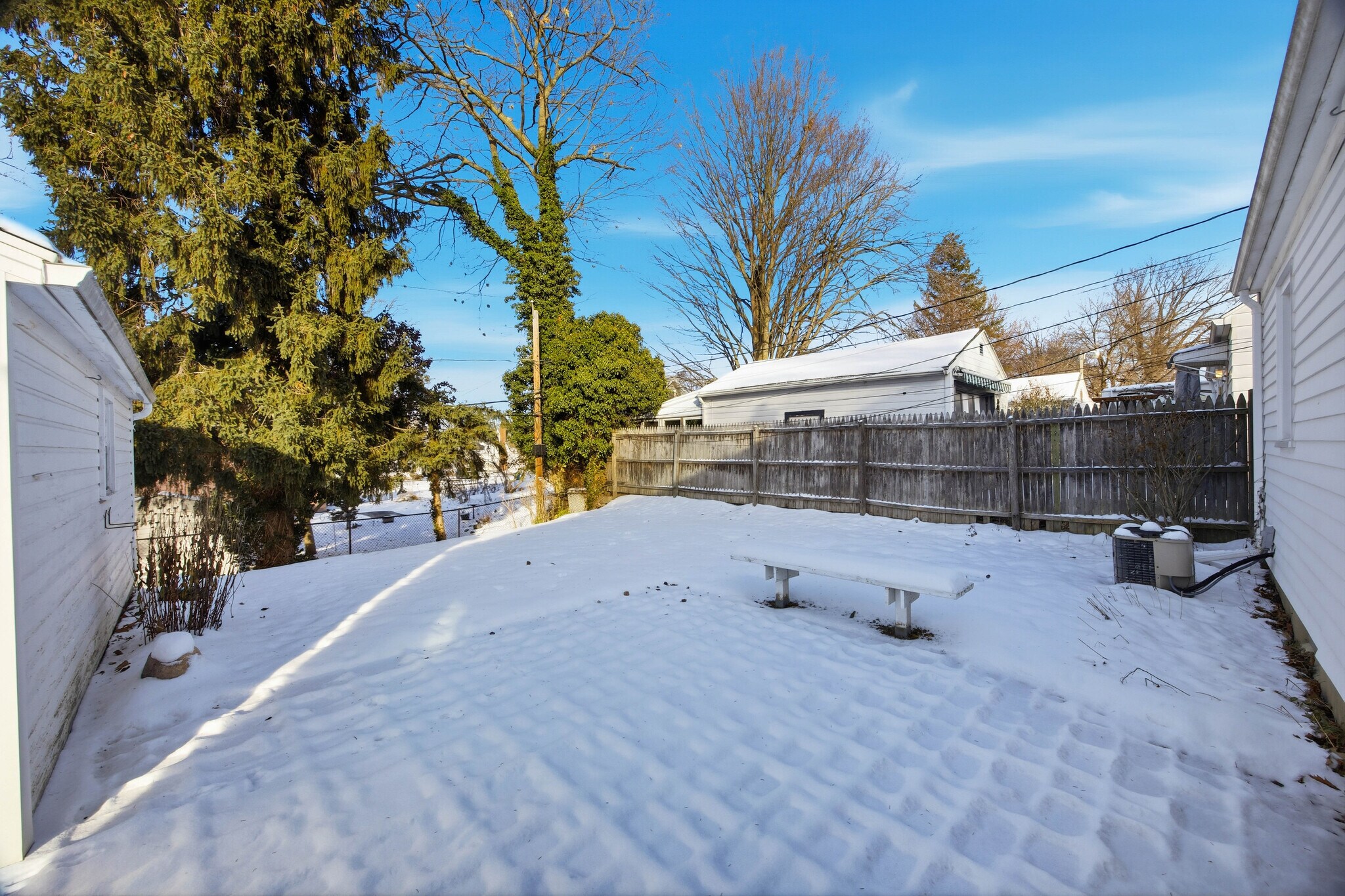 Building Photo - 470 Falstaff Rd