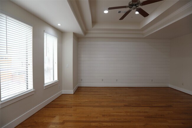 Building Photo - 1608 Patterson St