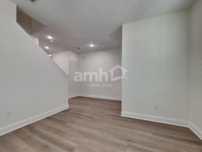 Building Photo - 11476 Bay Hl Cir