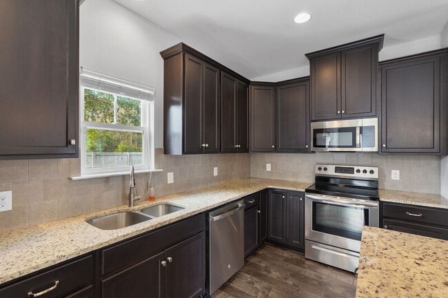 Building Photo - 137 Spoonbill Cir