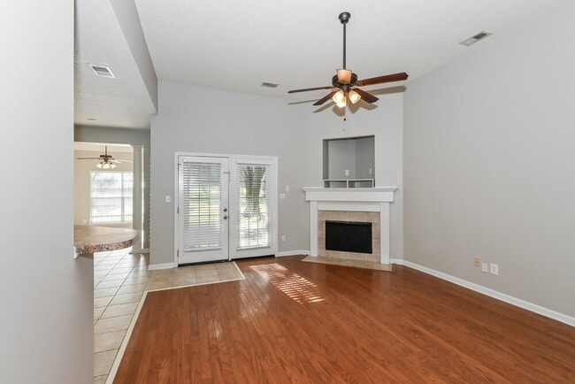 Building Photo - 196 Fairway Trace Dr