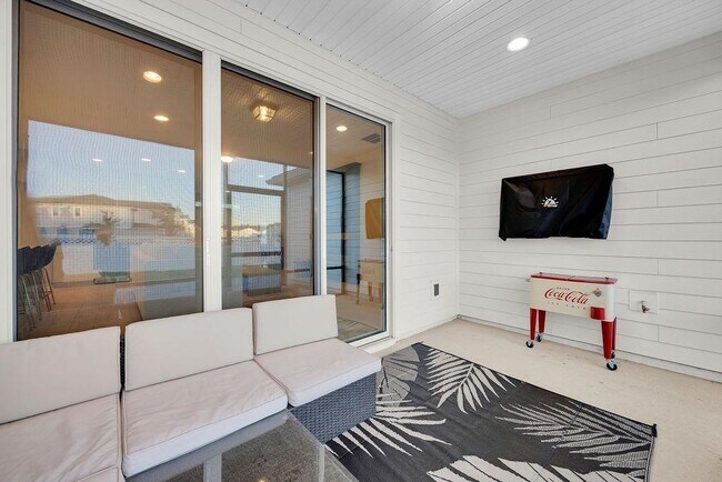 Building Photo - 161 Goldcrest Wy