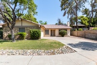 Building Photo - 966 E Morningstar Ln