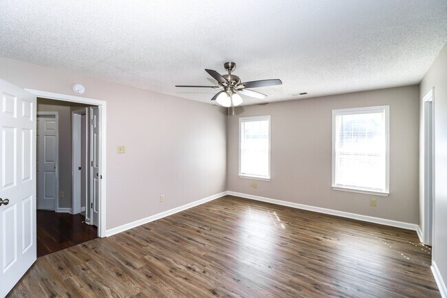 Building Photo - 631 Betty Boyd Ln