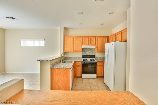 Building Photo - 1652 Rockcrest Hills Ave
