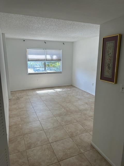 Building Photo - 4304 NW 9th Ave