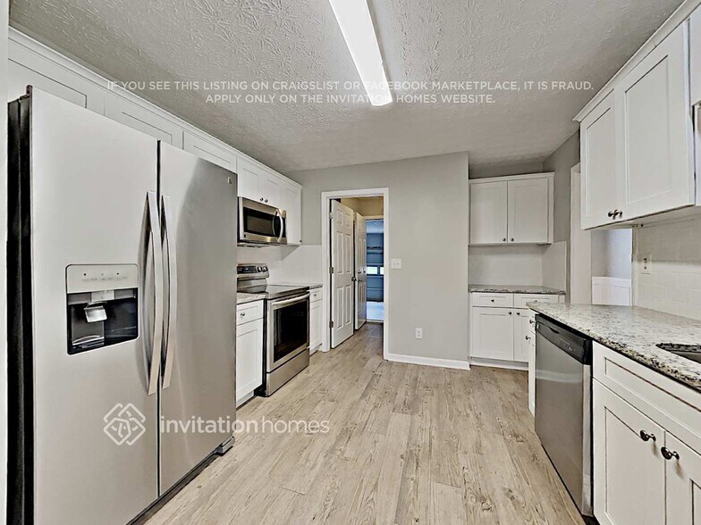 Building Photo - 486 Alcovy Park Dr