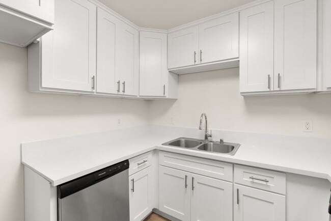 Interior Photo - Parkview Palms Apartments- Riverside, CA