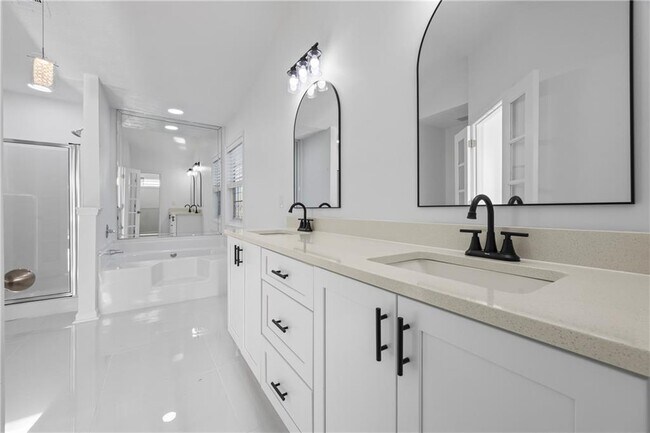 Building Photo - 367 Ayelsbury Ct