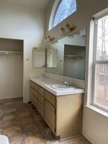 Building Photo - 1851 Mountain Vista Way