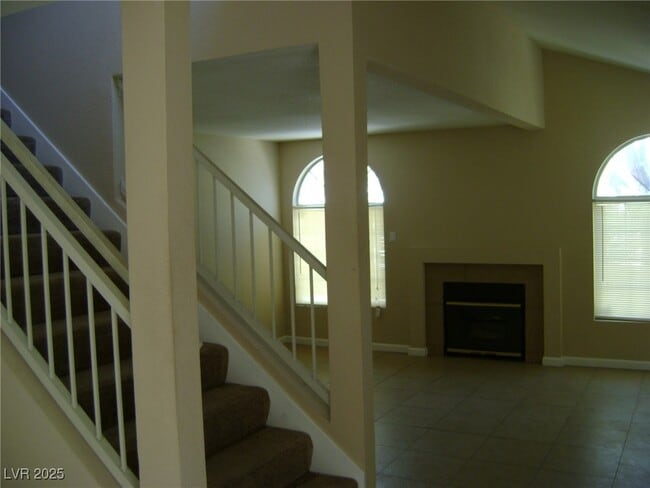 Building Photo - 8027 Teresita Ave