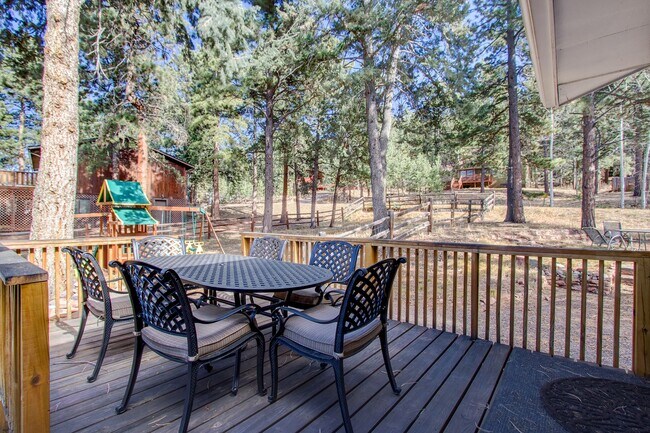 Building Photo - Peaceful 5 bdrm Mountain retreat in Woodla...