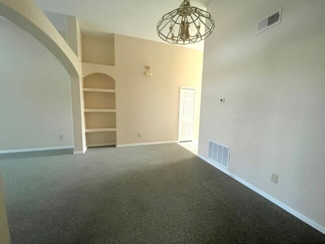 Building Photo - Orlando - 3 Bedroom, 2 Bathroom Single Fam...