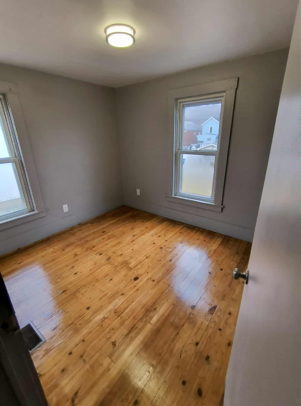 Building Photo - 2231 Charles St