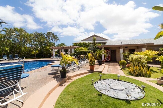 Building Photo - $2,900 / 2 BED / 1.5 BATH / 2 PARKING Condo in Ewa Gentry
