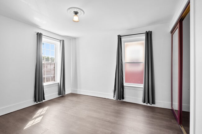 Building Photo - 5855 De Giverville Ave