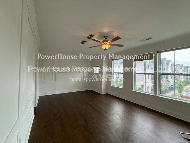 Building Photo - 1190 Harper Dr