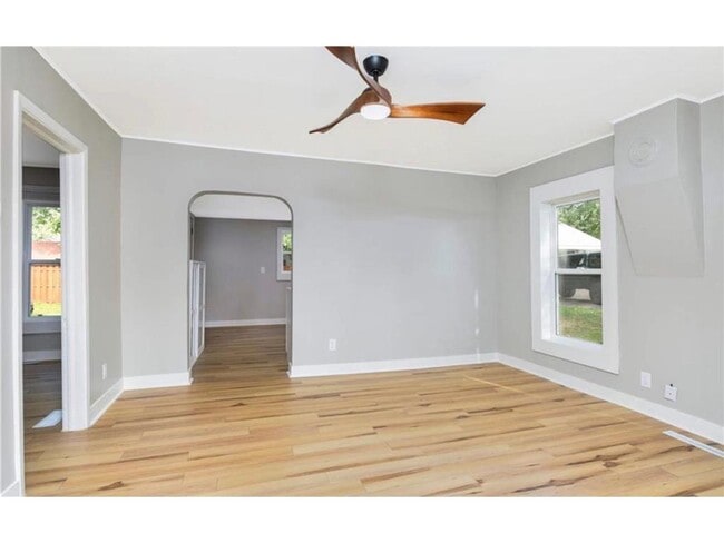 Building Photo - 20660 Holyoke Ave