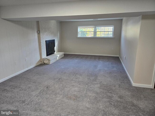 Building Photo - 341 S 26th St