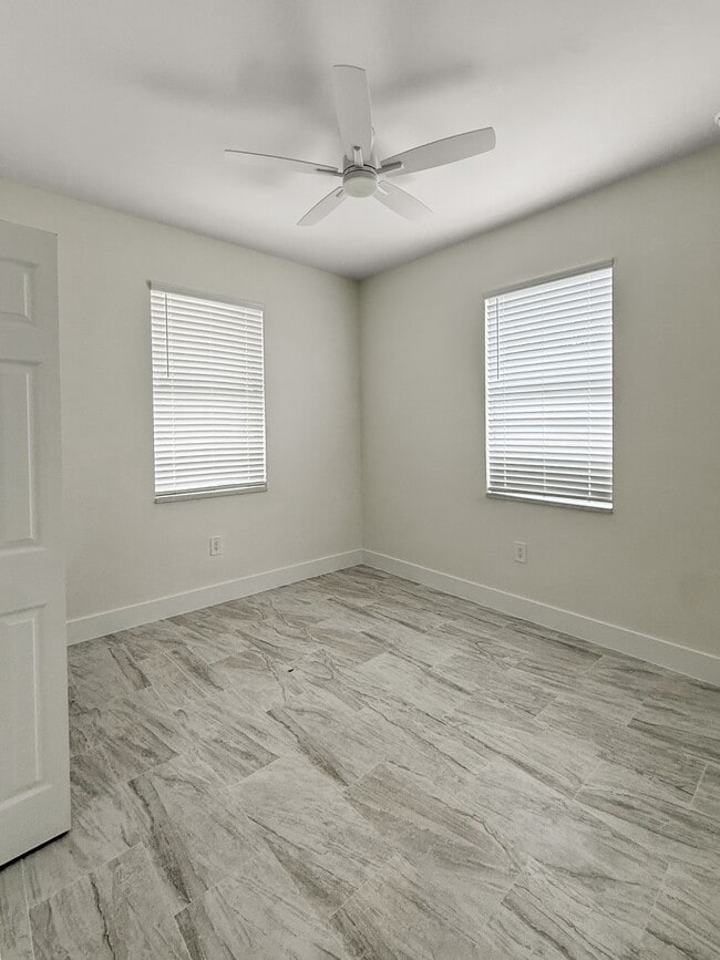 Building Photo - 3816 Ballard Rd