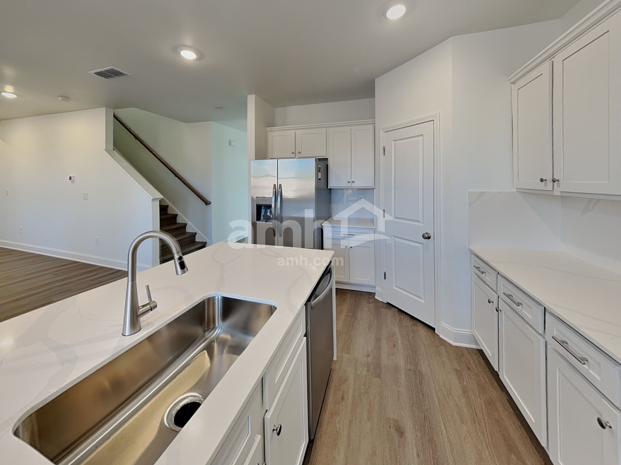 Building Photo - 1468 Aquamarine Dr