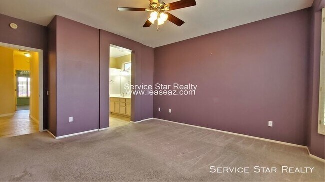 Building Photo - Sun City West - 2 bed with Den!
