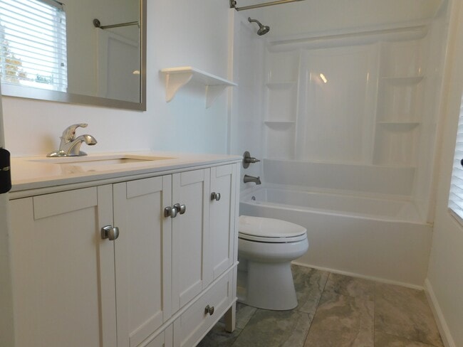 Building Photo - 34507 SE Osprey Ct