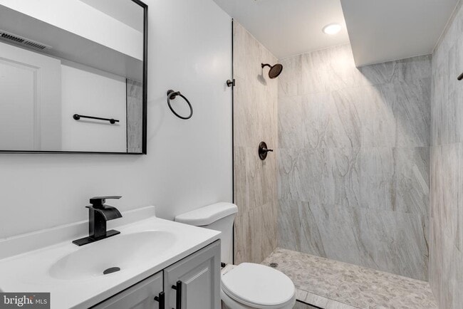 Building Photo - 927 N 42nd St