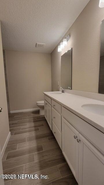 Building Photo - 12872 Josslyn Ln