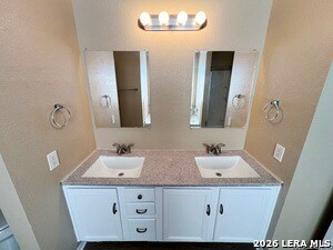 Building Photo - 2219 Red Rock Xing