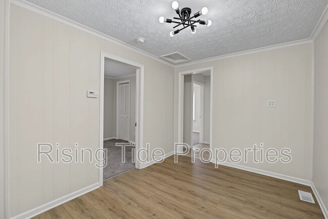 Building Photo - 1607 Montgomery Ave