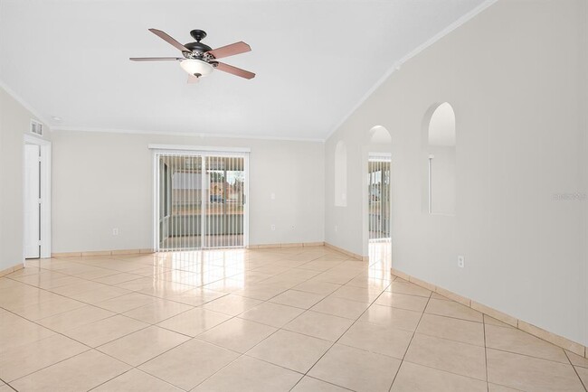 Building Photo - 316 Colony Ct