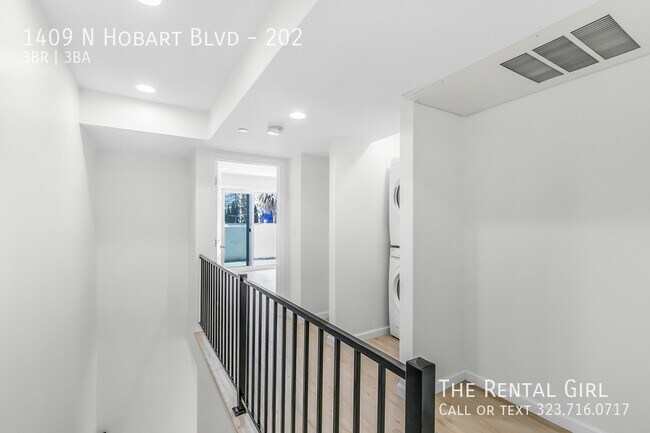 Building Photo - 1409 N Hobart Blvd