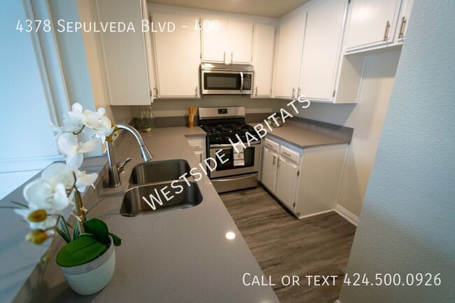 Building Photo - 4378 Sepulveda Blvd