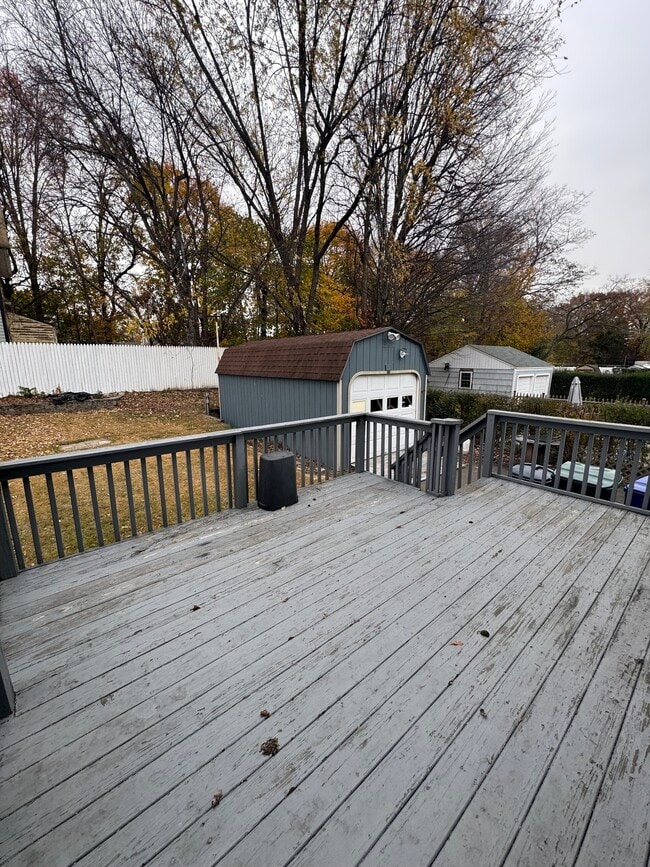 Building Photo - 230 Stonybrook Rd