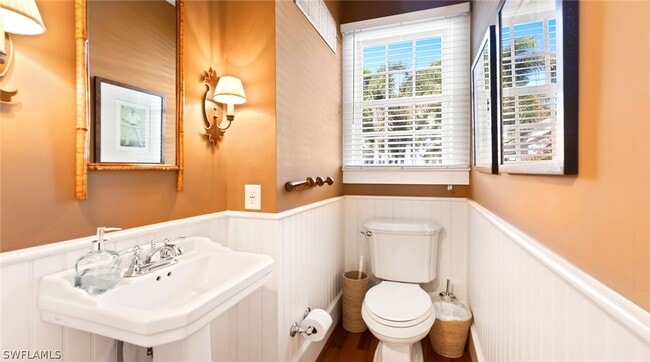 Building Photo - 187 Broad Ave S