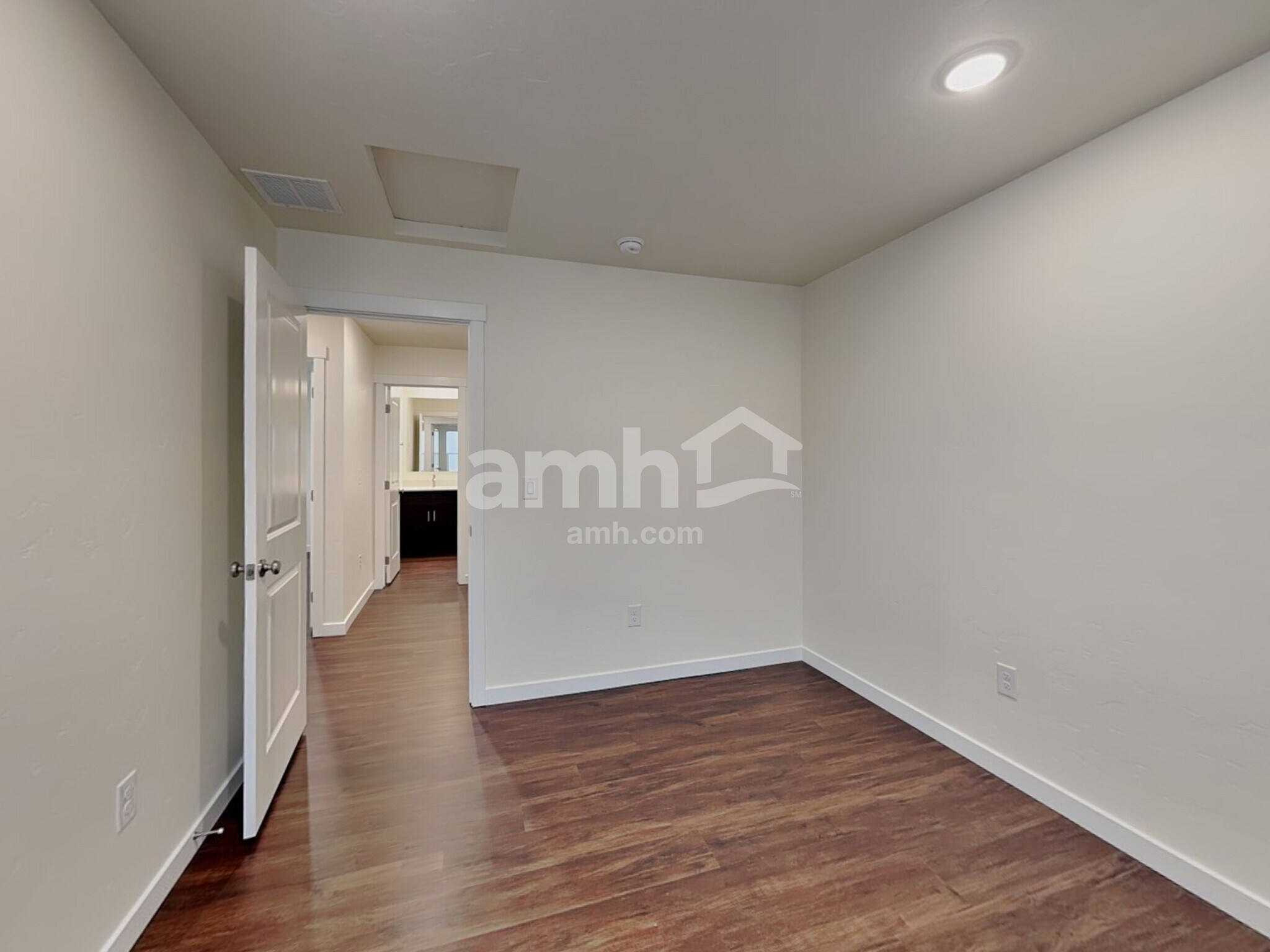 Building Photo - 9534 W Bowie Ct