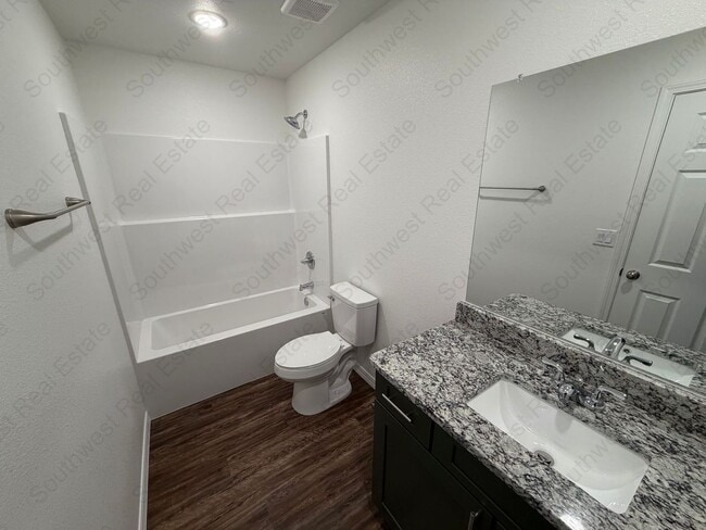 Building Photo - 2621 Aldrich Rd