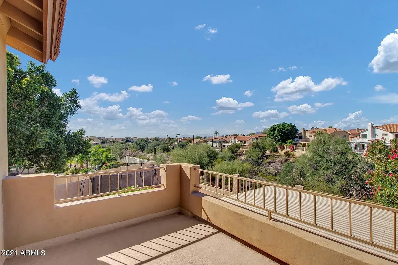 Building Photo - 13010 E Shangri La Rd