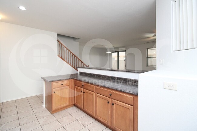 Building Photo - 8147 W Lynwood St