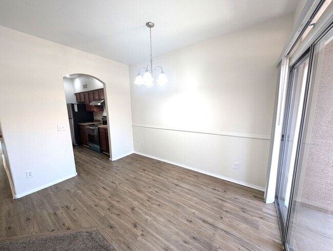 Building Photo - 3 Bedroom Townhome at Townes at Southpark ...
