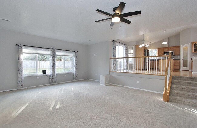 Building Photo - 11847 W Lewisburg Ct