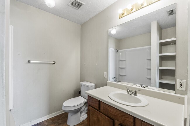 Building Photo - 195 Summer Breeze St