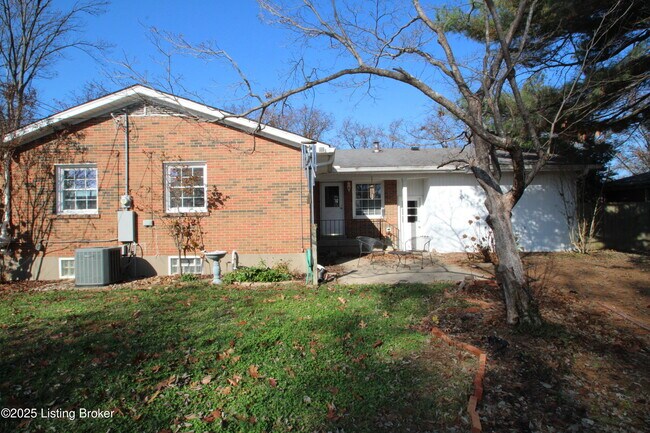 Building Photo - 3026 Kaye Lawn Dr