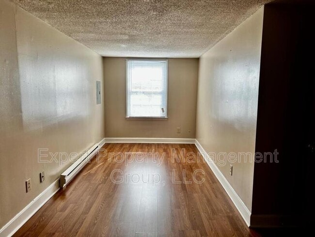 Building Photo - 103 Winterlochen Dr