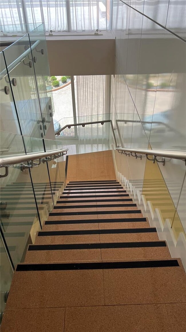 Building Photo - 2775 NE 187th St