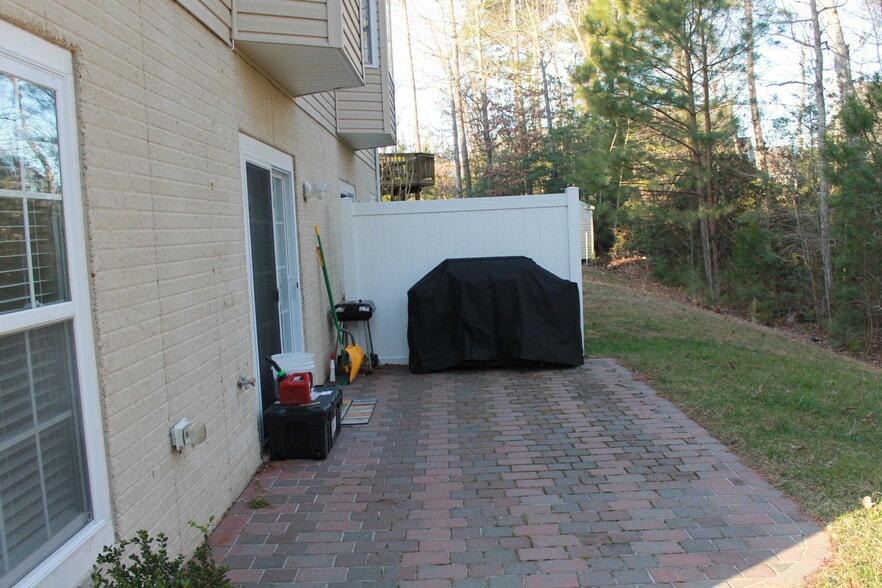 Entrance - 23421 Dahlia Cir