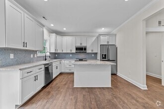 Building Photo - 4050 Daugherty Rd